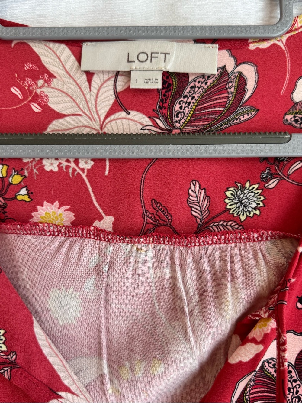 LOFT Soft Red Floral Tie-Neck Peasant Blouse - Picture 9 of 10
